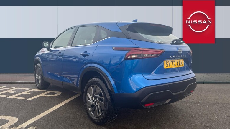 Nissan Qashqai 1.3 DiG-T MH Acenta Premium 5dr Petrol Hatchback